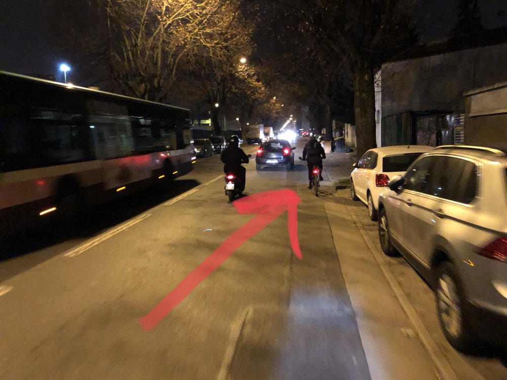 Faute de piste cyclable, l'avenue Dolivet (D63) reste impraticable pour le néocycliste et pour les enfants et les personnes âgées à vélo (Photo: FARàVélo).